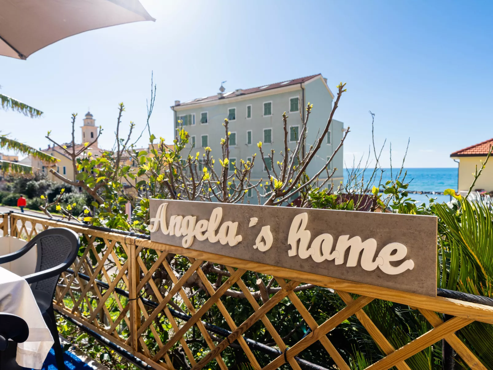 Angela's Home-Outside