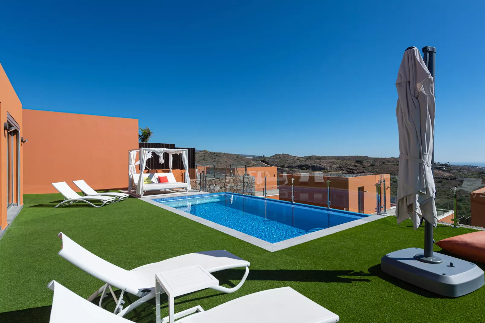 Isla-Terrace