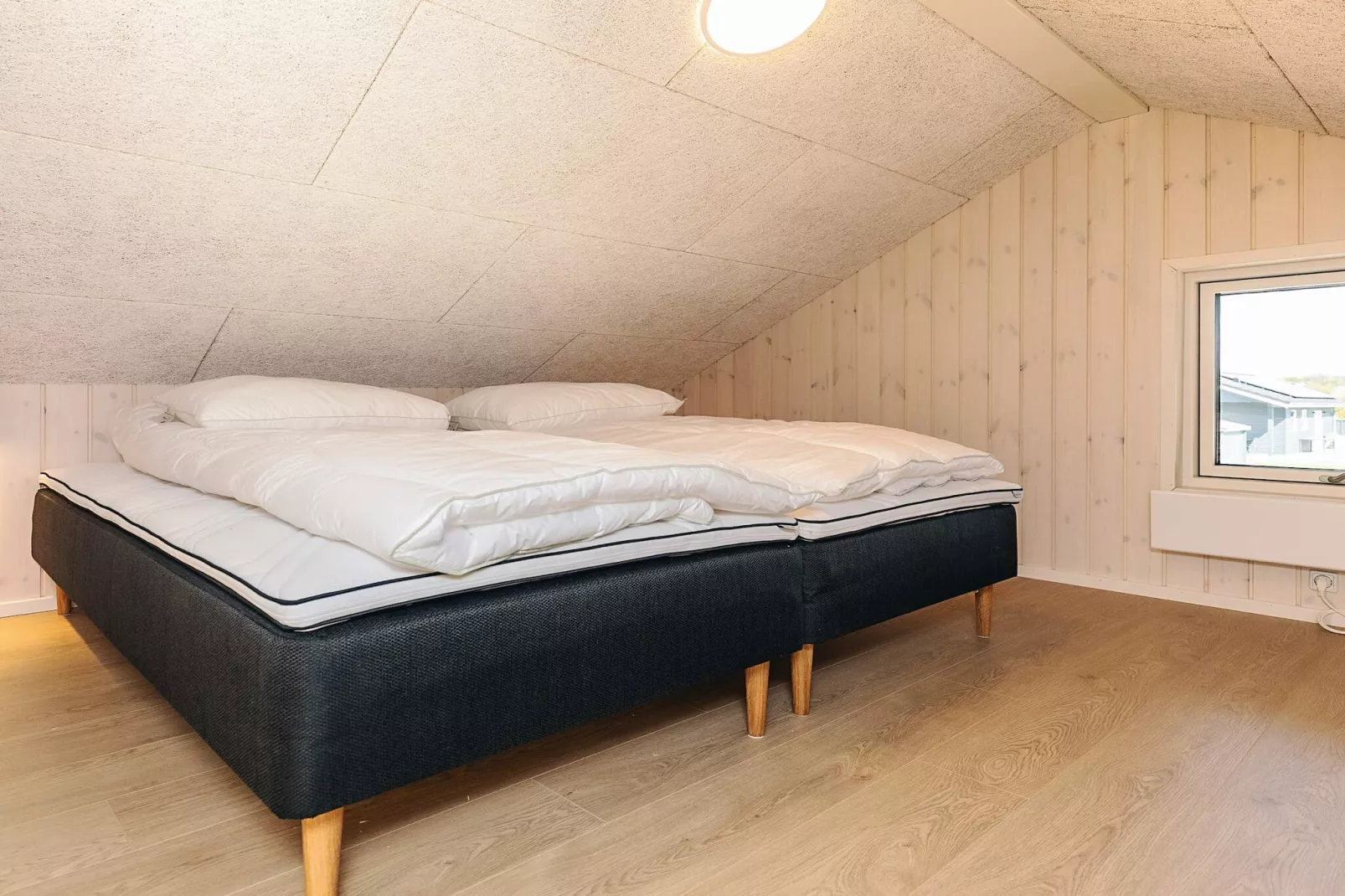 5 star holiday home in Humble-Indoor