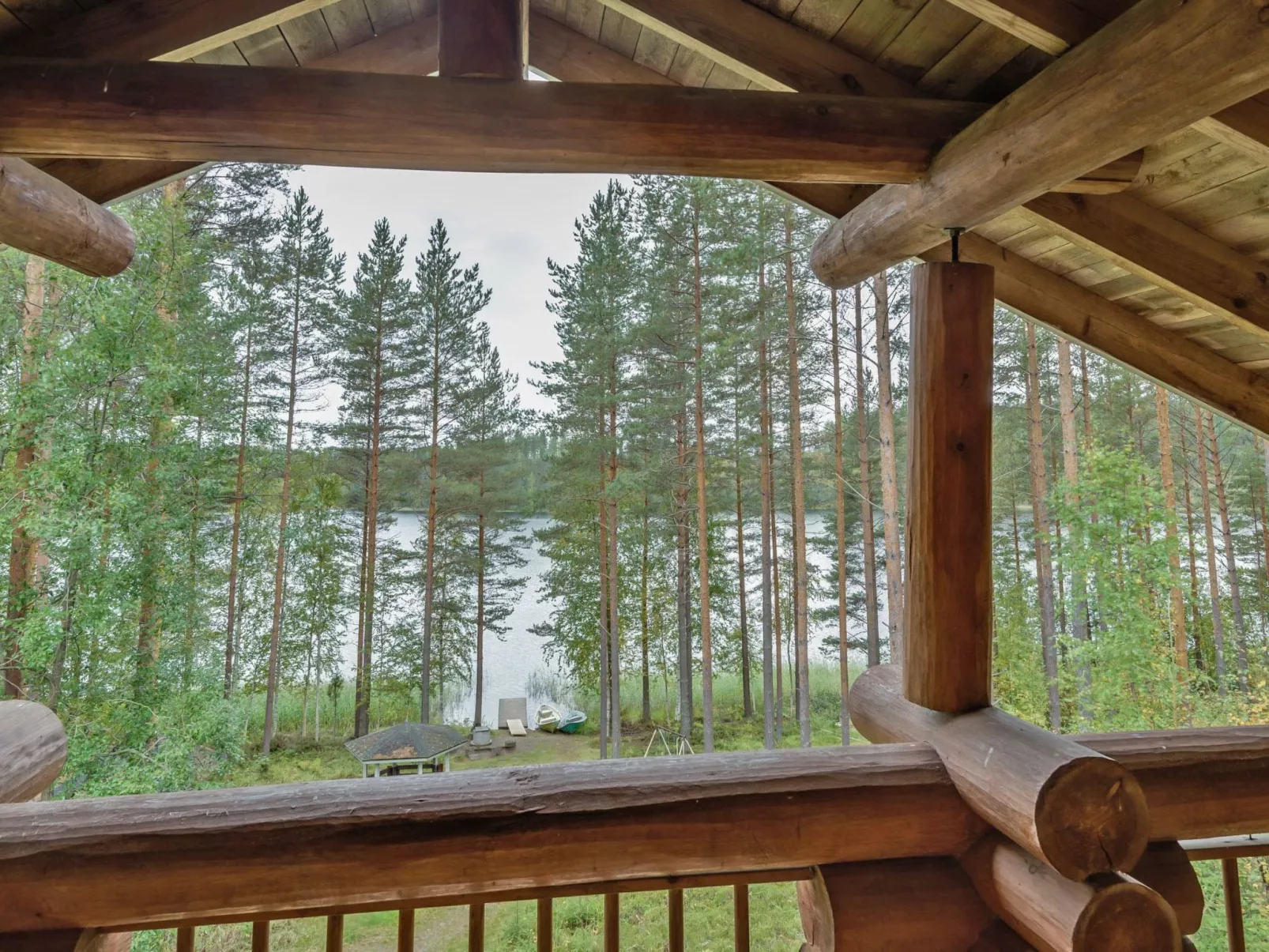 Mäntyrinne-Draußen