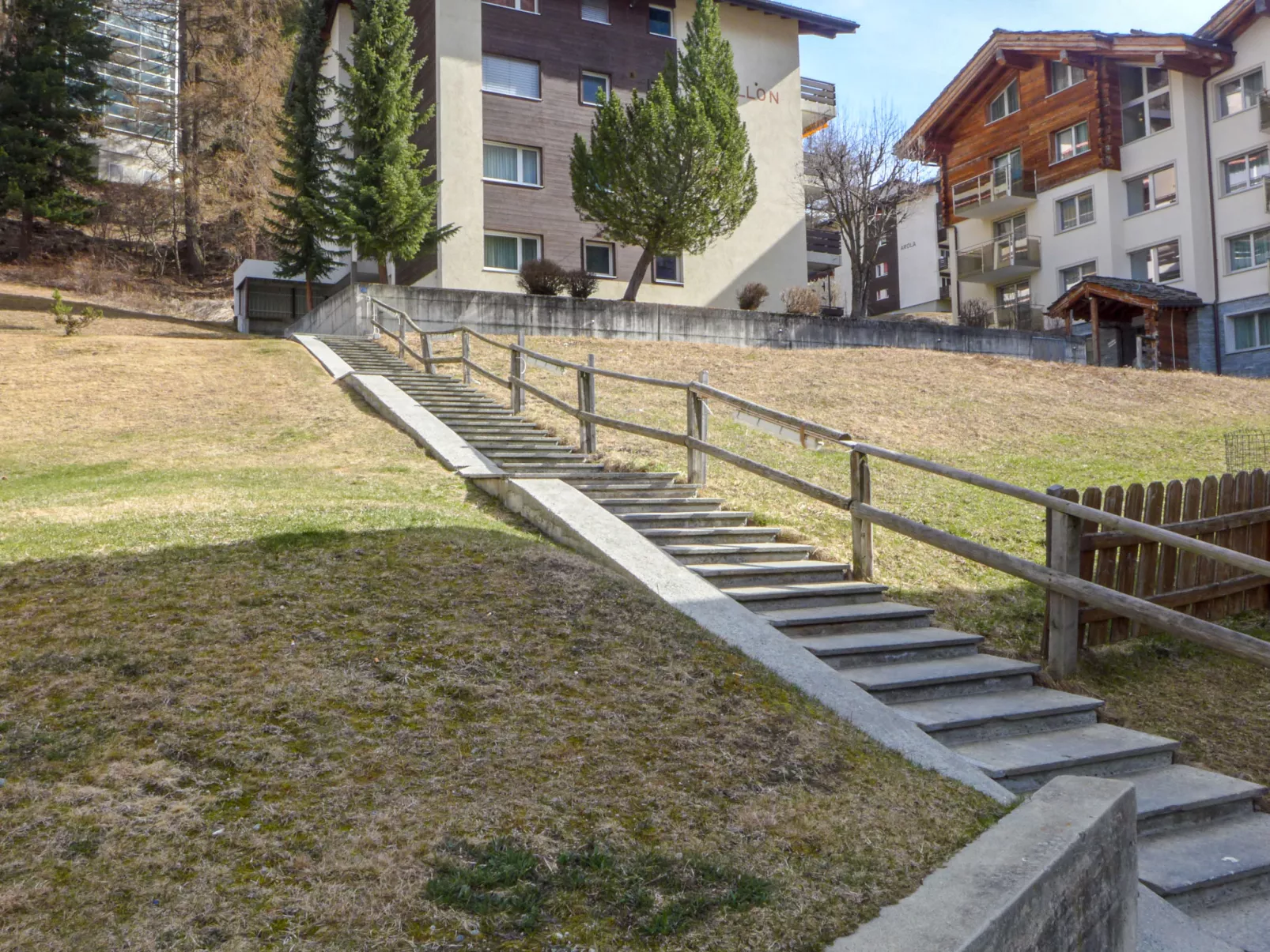 Grillon-Draußen