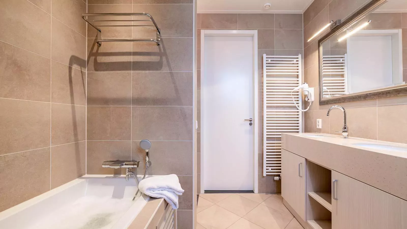 Huis nummer 37-Bathroom