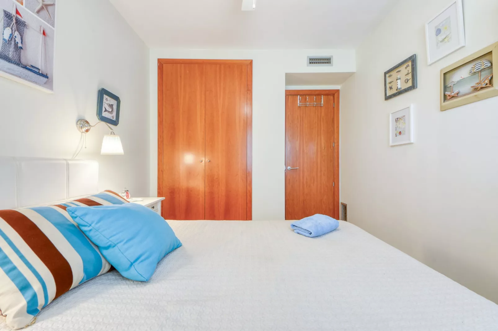 MILENI 2 4 Bjs 2 Roses-Schlafzimmer