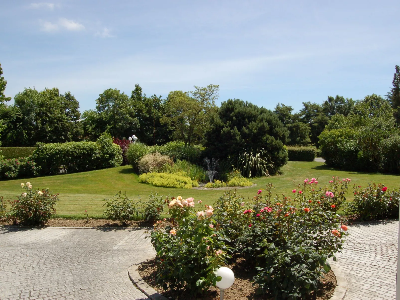 Le Belhem-Draußen