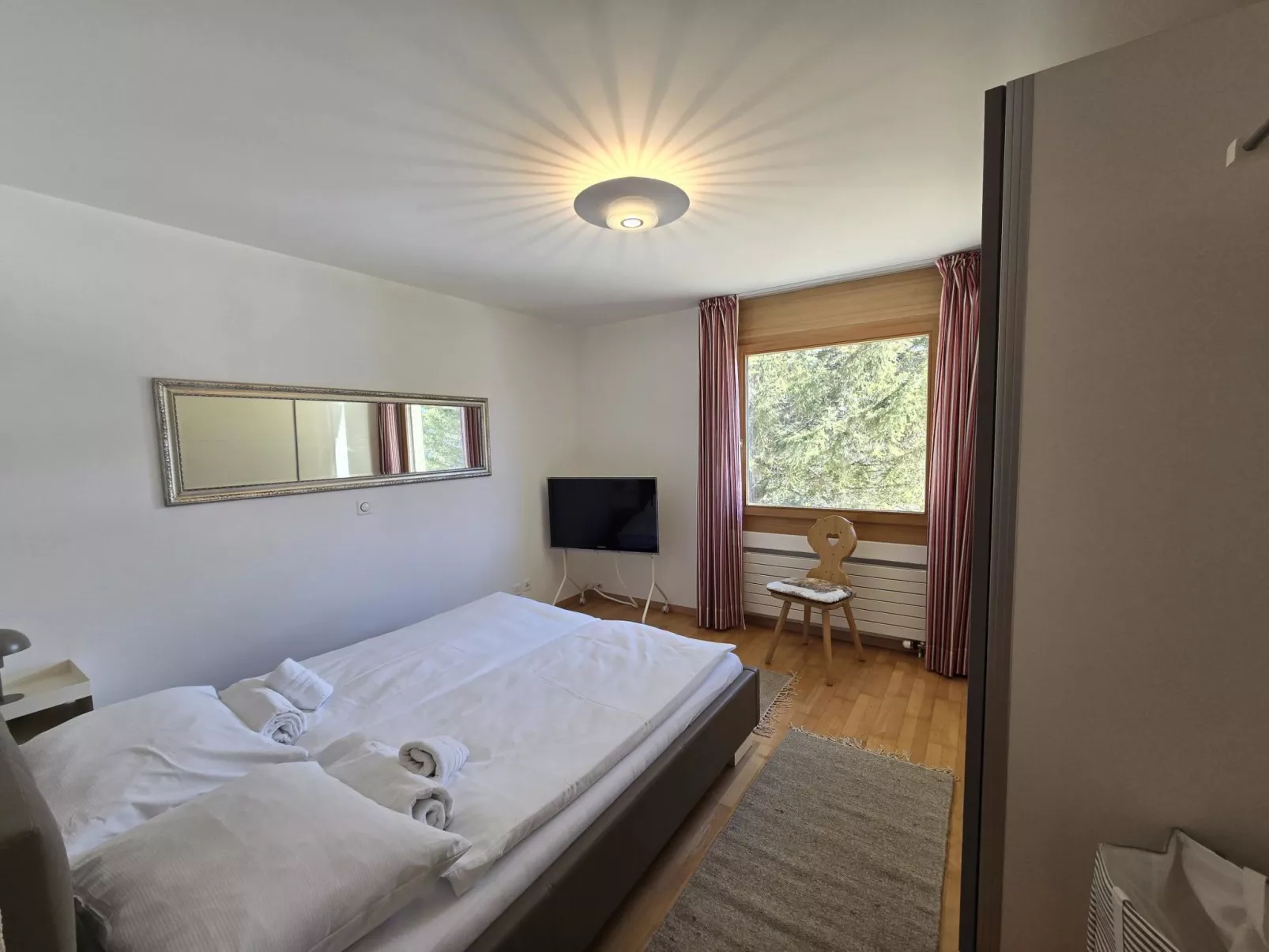Ferienwohnung Sur Lai-Inside