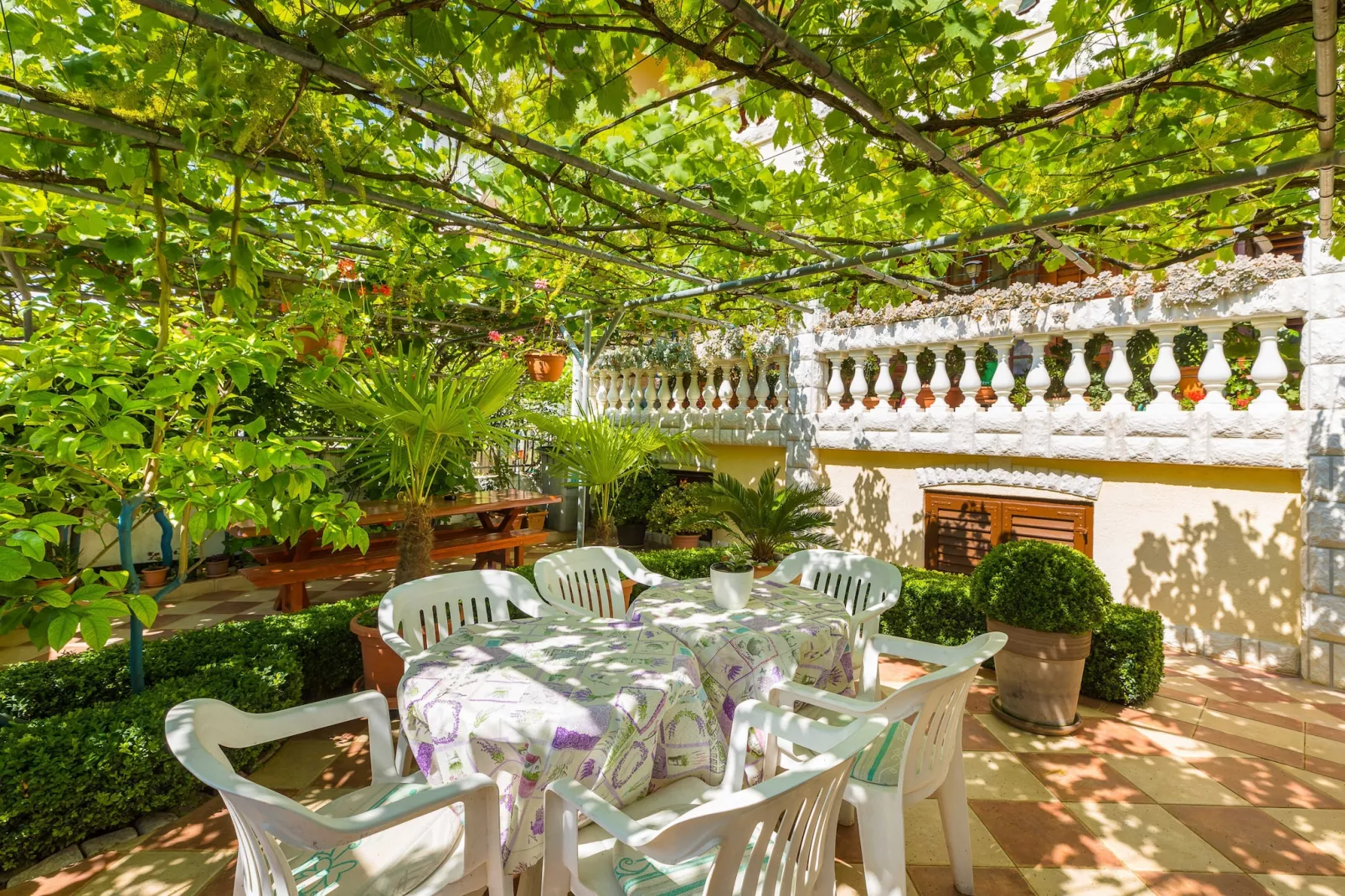Villa Nada - A1+S2-Gardens summer