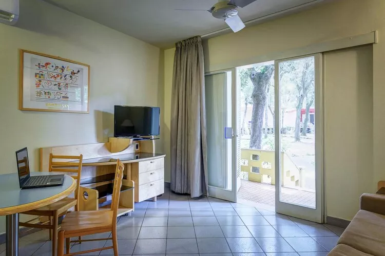 Holiday resort Riva degli Etruschi San Vincenzo-Ville Comfort  Trilo-SANGIOVETO 200 m dal mare-Living room