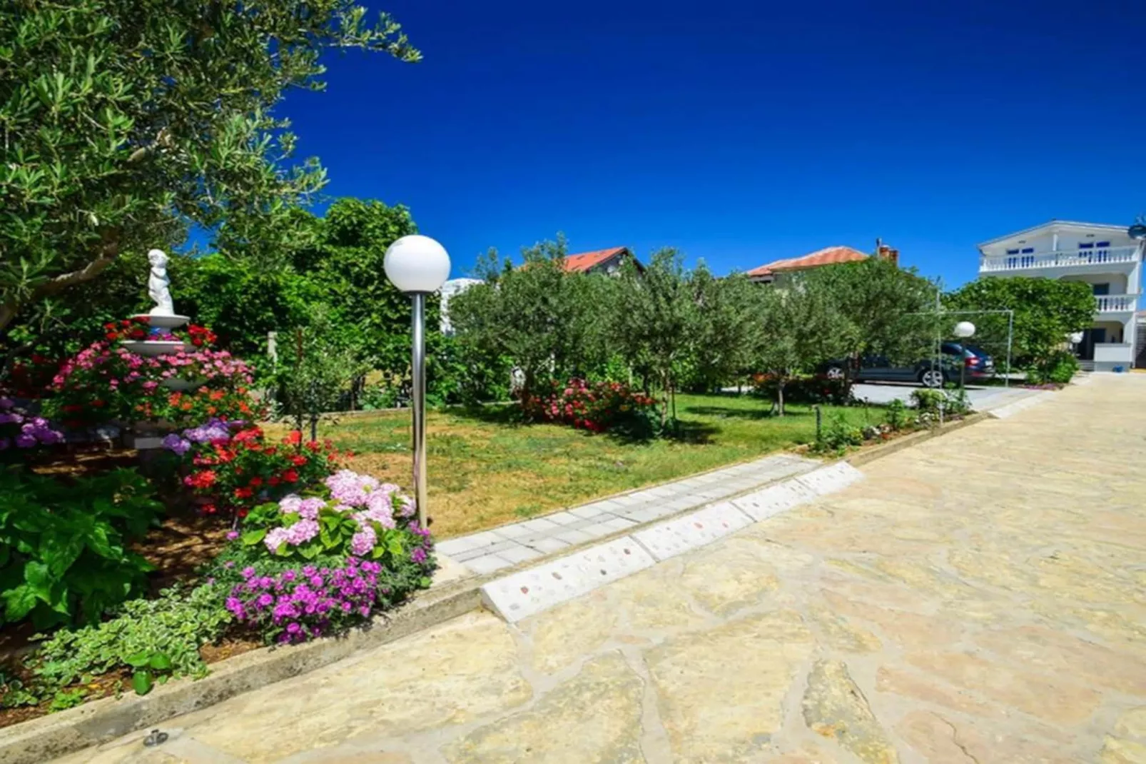 Apartments Olga - two bedroom apartment A4-Gardens summer