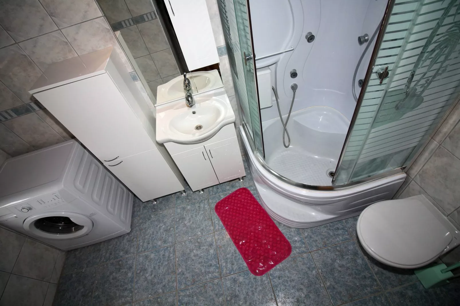 Holiday Home Serov-Bathroom