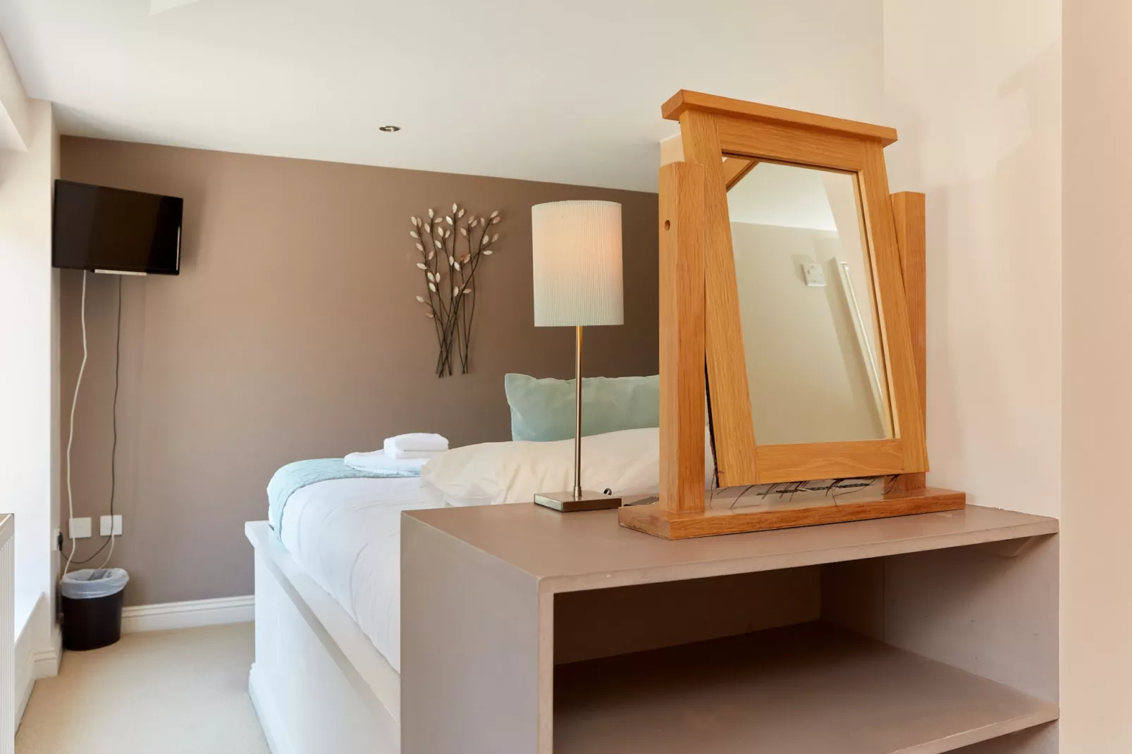 Sunshine Cottage-Bedroom