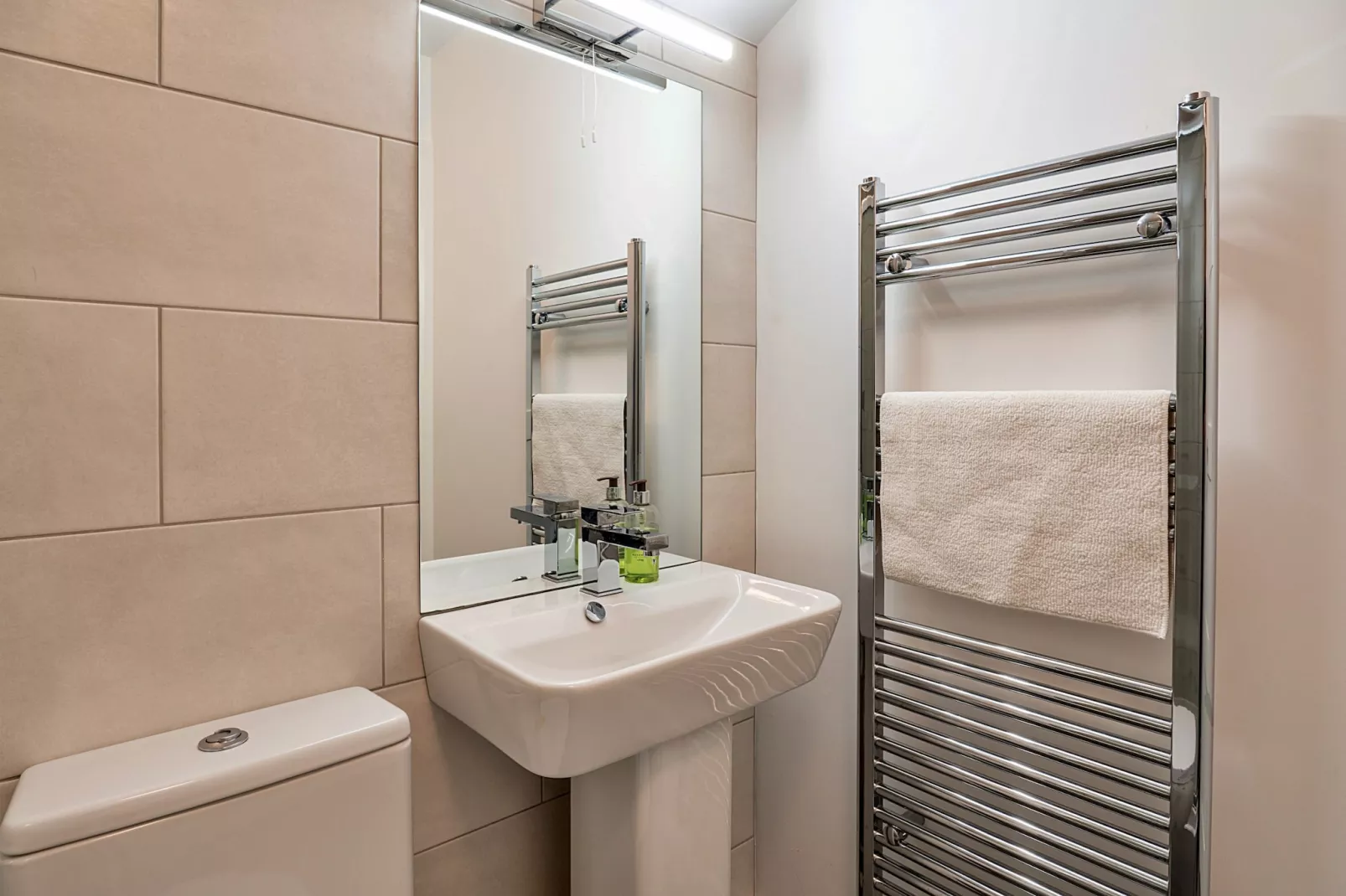 Brunels Reach-Bathroom