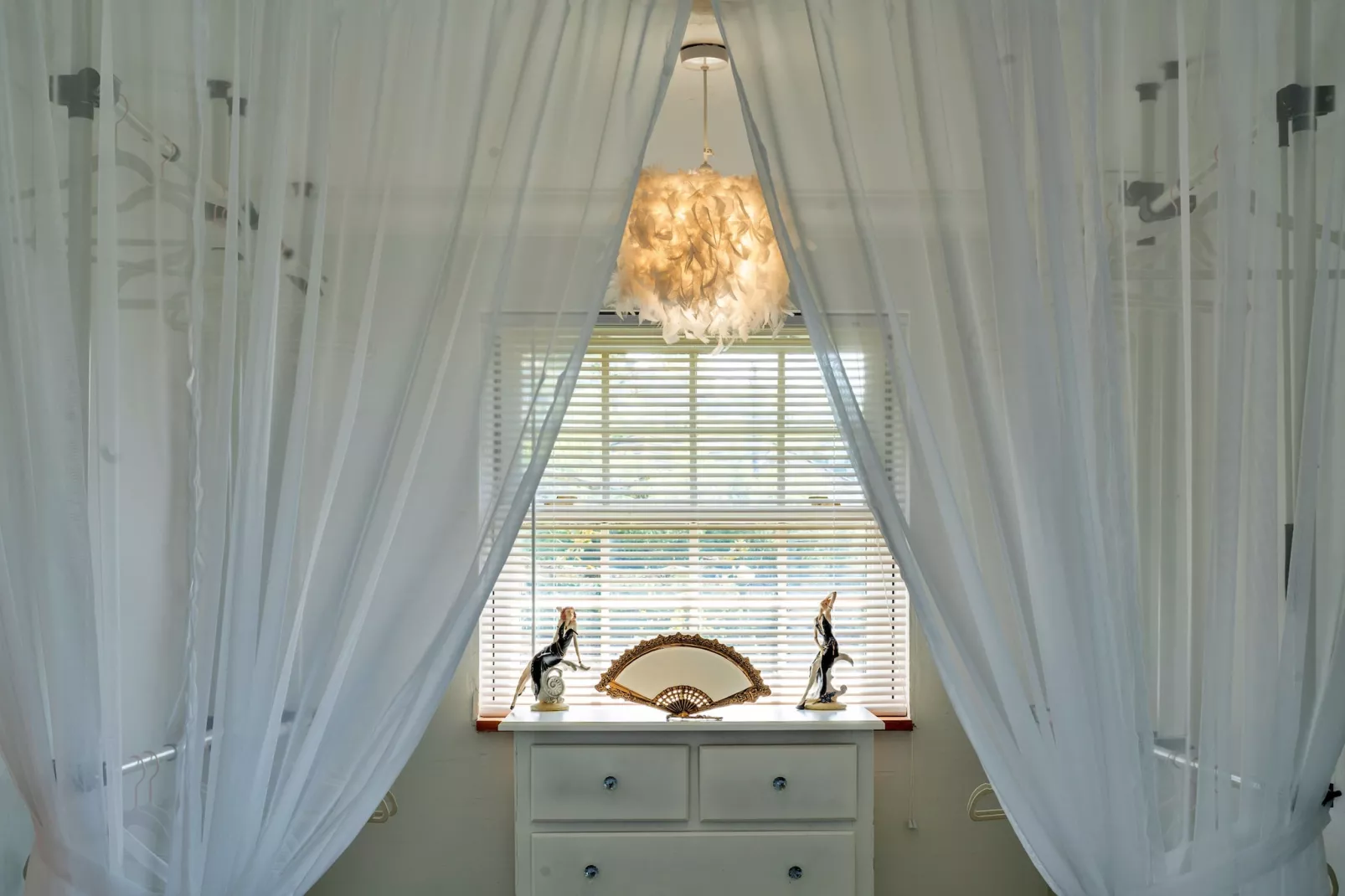 Nicely Tucked Away Cottage-Bedroom