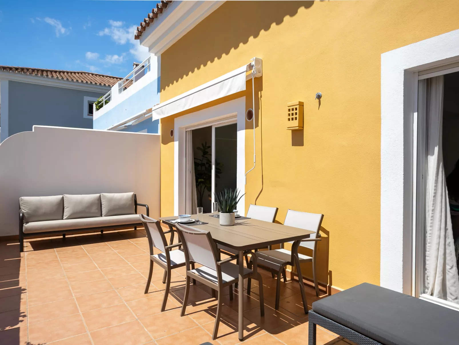 Cortijo del Mar-Outside