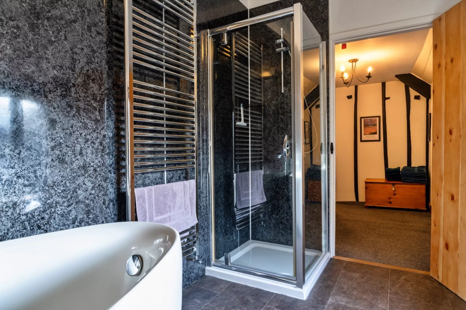 Hope Thatch-Bathroom