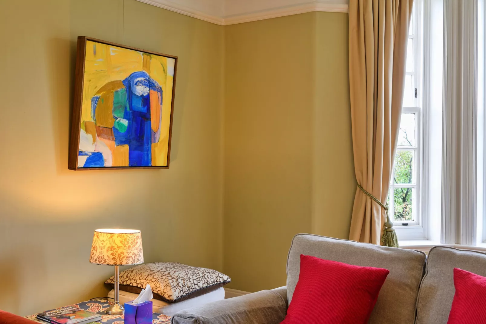 Clift Hill-Living room