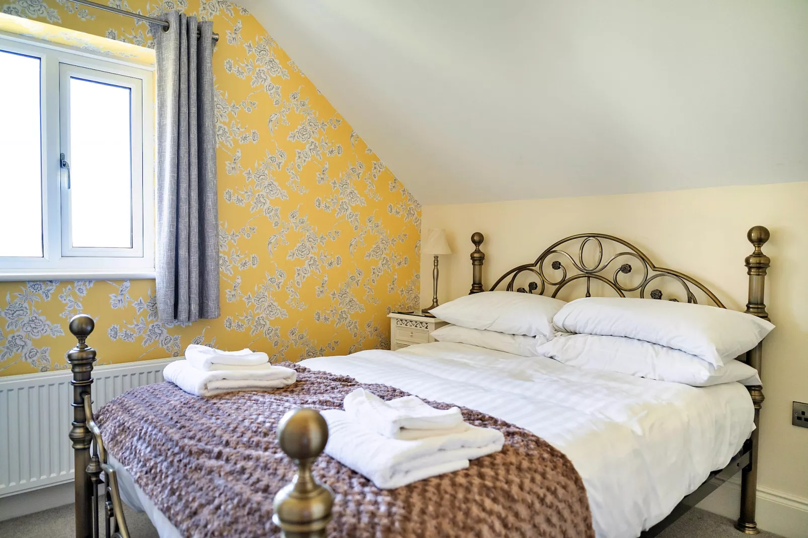Loxley House-Bedroom