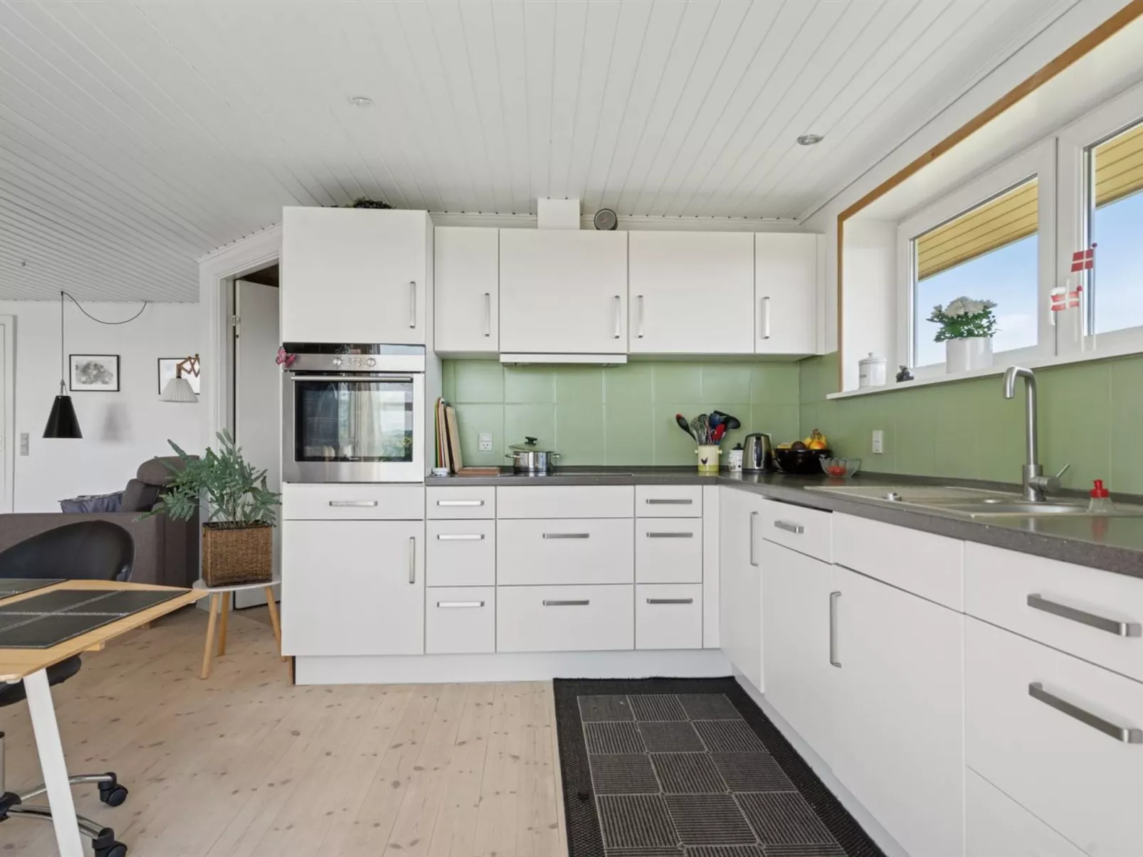 "Erin" - 200m from the sea-Drinnen