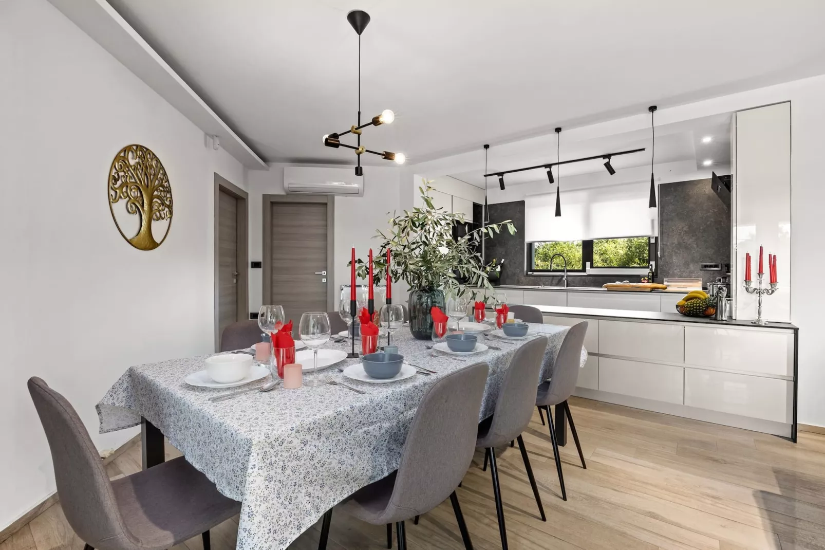 Villa Speranza with Private Illuminated Pool-Kitchen