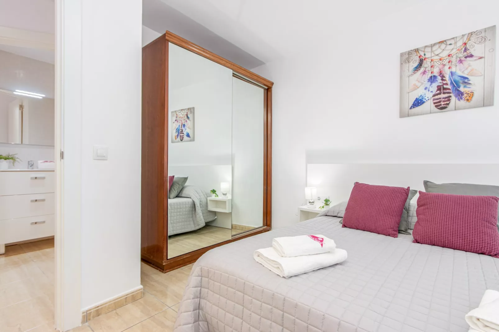 2009-AV. RHODE 89 1º A +PRK16 DR BARRAQUER-Chambre