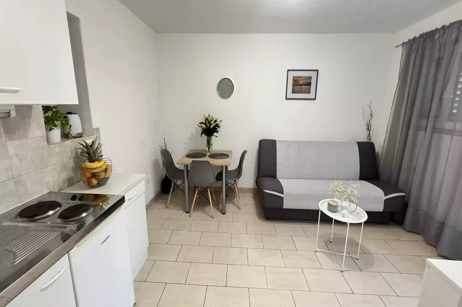 Apartmani Vela Makarska - Studio With Garden View-Kitchen