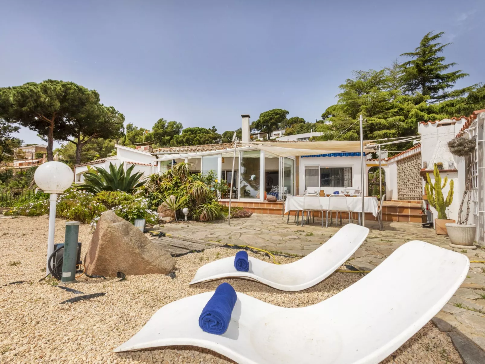 Casa Acuario-Outside