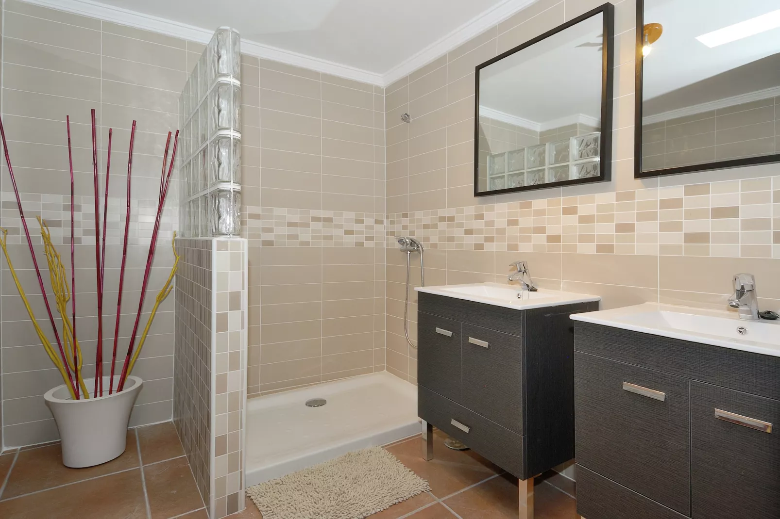 House Deluxe Limones-Bathroom