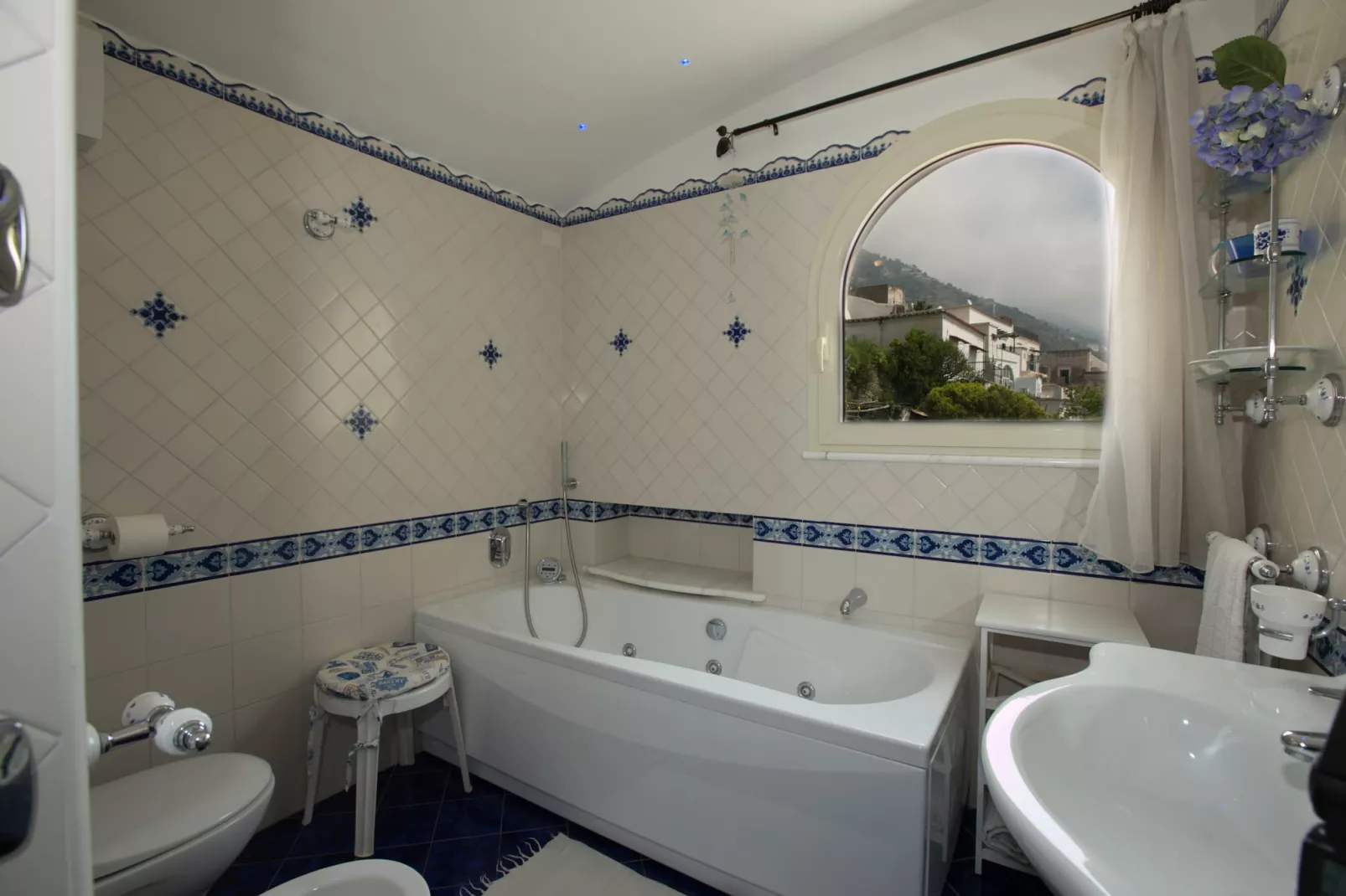 Oasi Blu-Bathroom