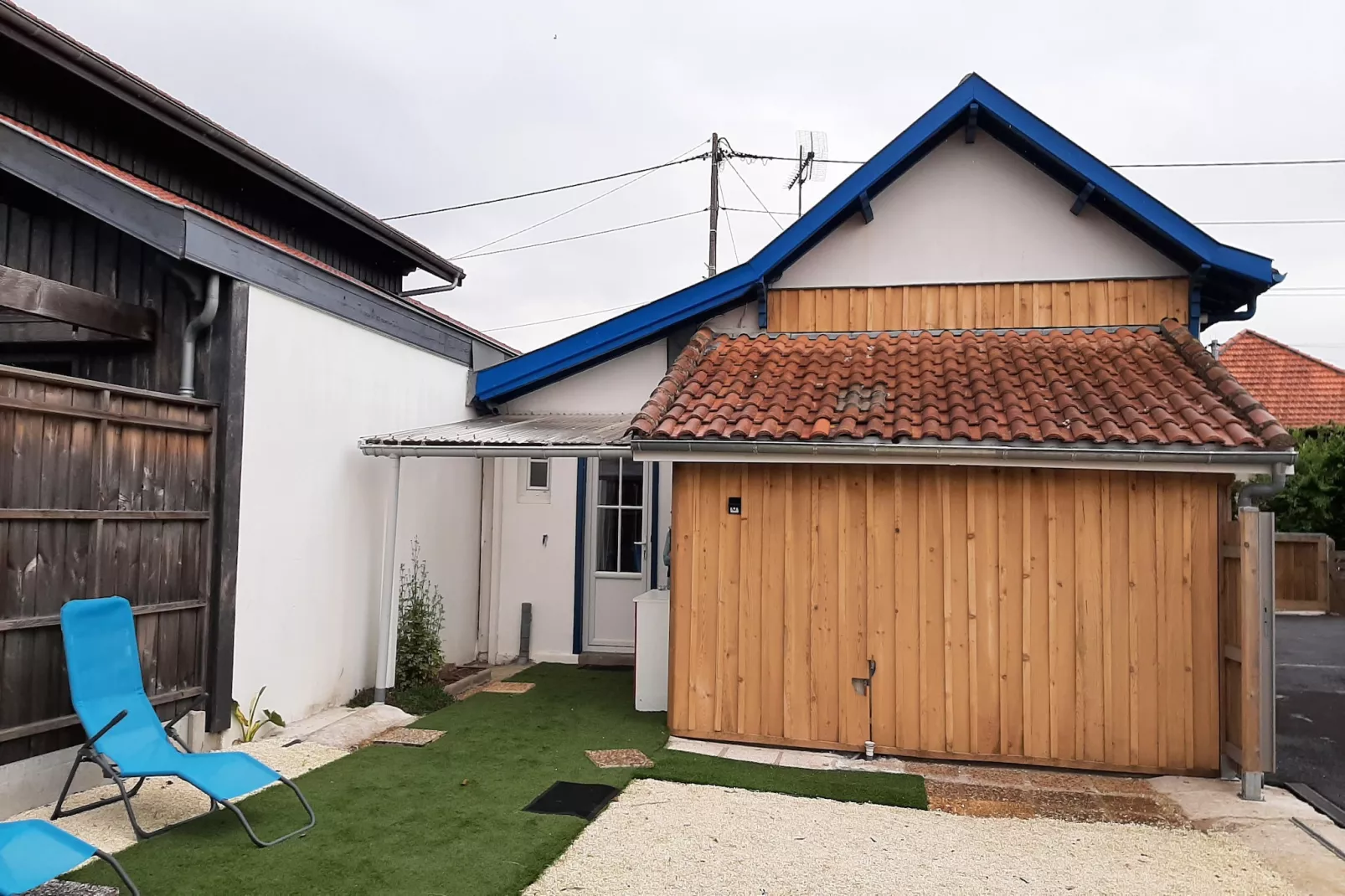 Ferienhaus in Arcachon mit Garten und Außenküche-Außenbereich Sommer