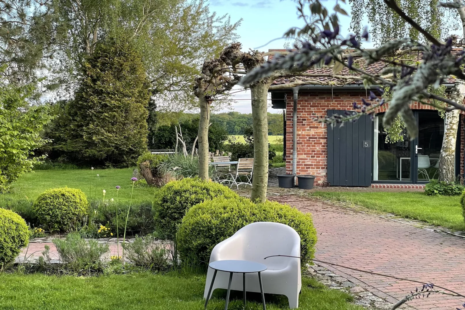Moderne Ferienwohnung 3-Gardens summer