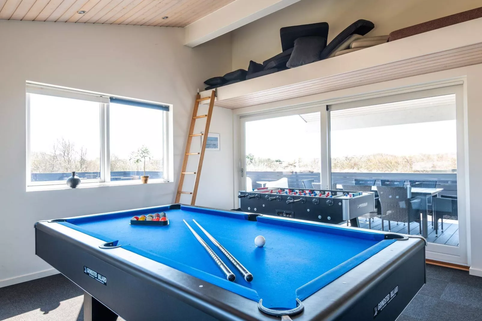 10 person holiday home in Fanø-Indoor