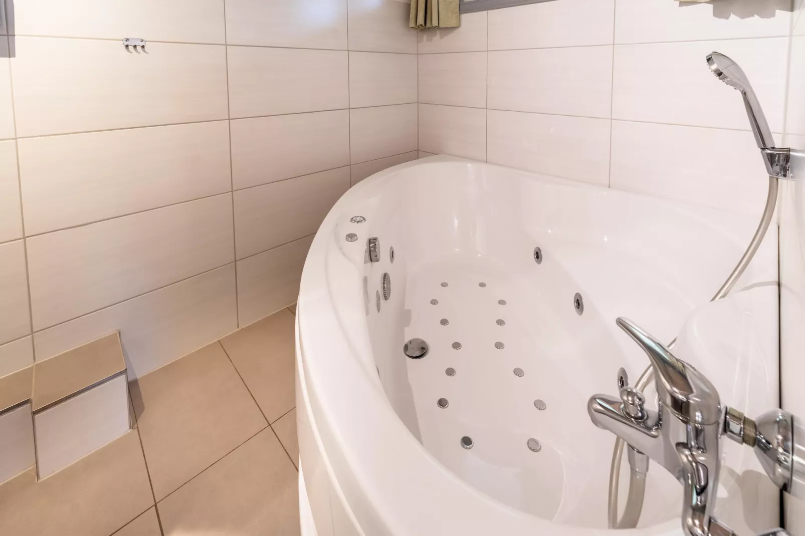 Kranich 244-Bathroom