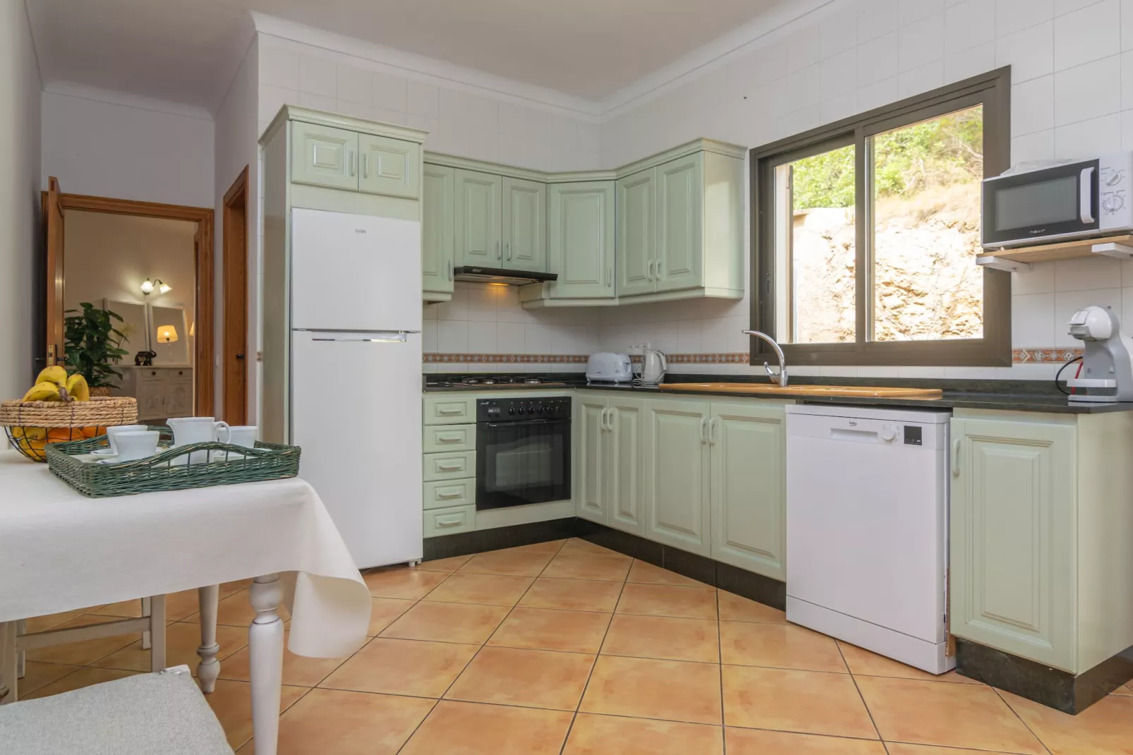 Sa Roca Blanca-Kitchen