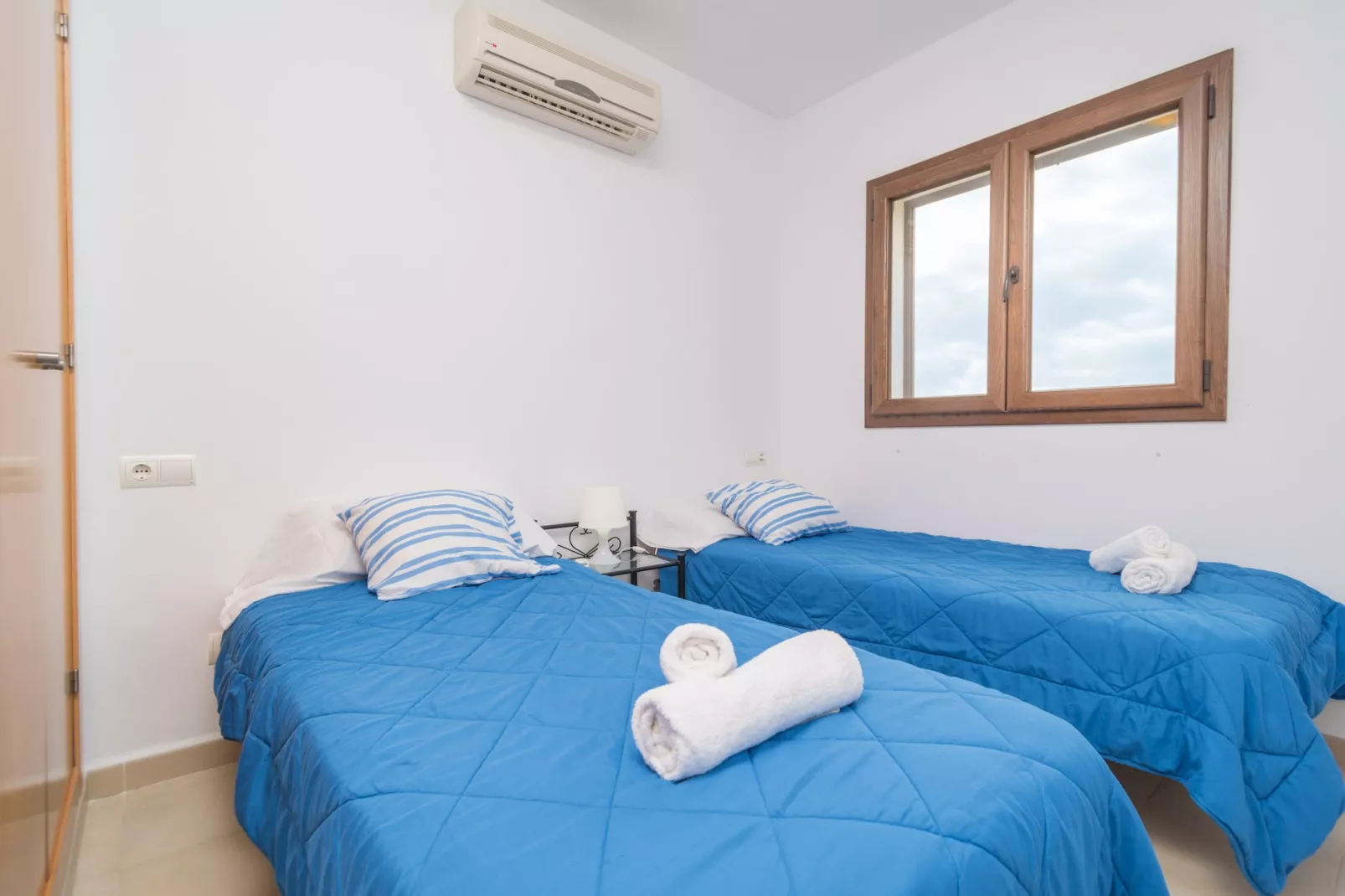 Marina D'or Iv Casa 5-Bedroom