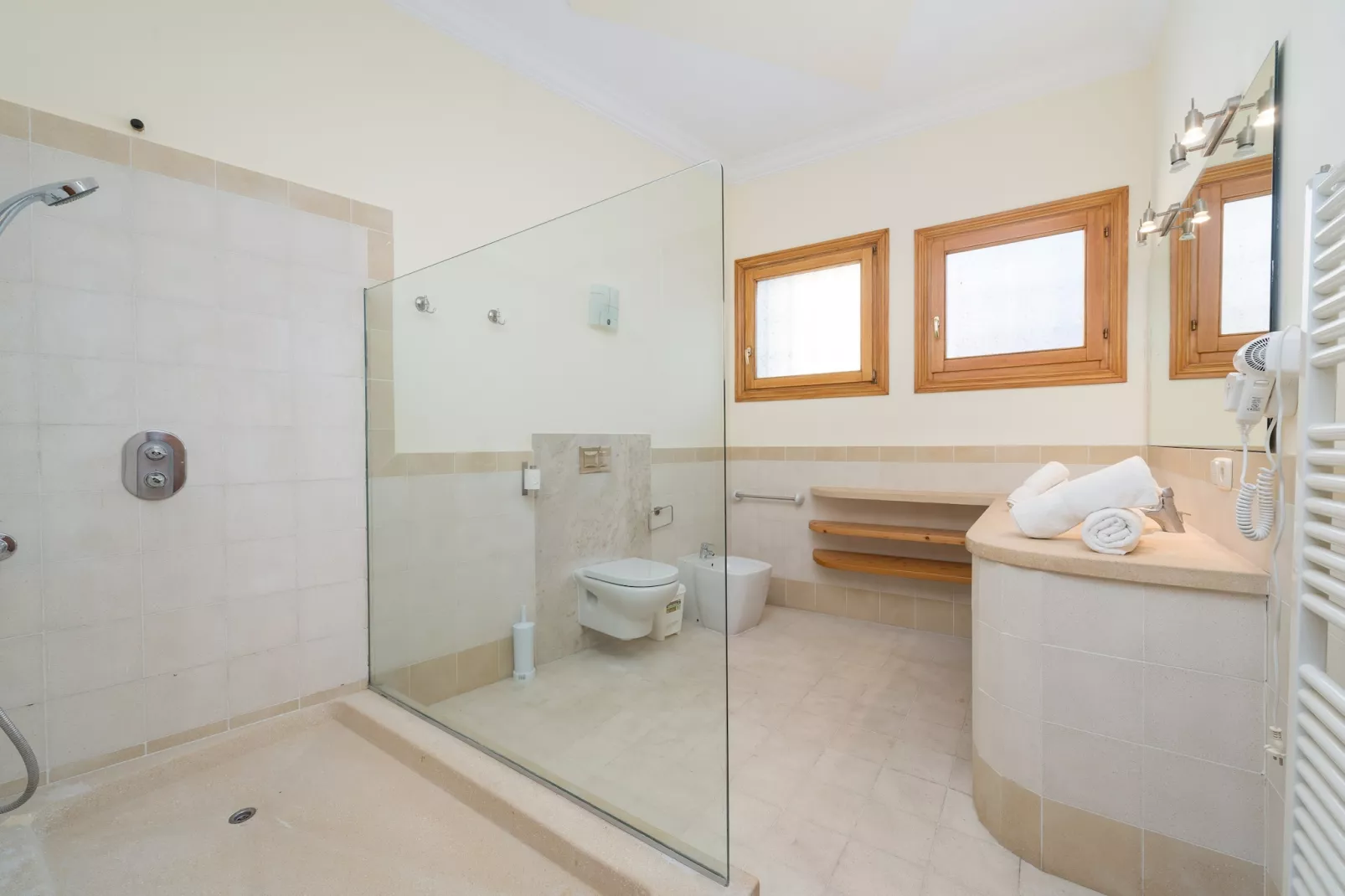 Cas Padri 6-Bathroom