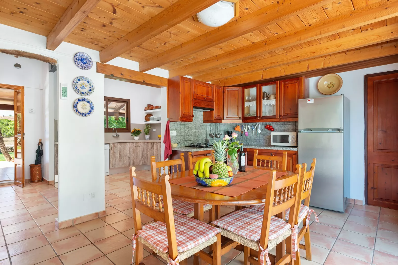 Na Mayans-casa Gran-Dining room