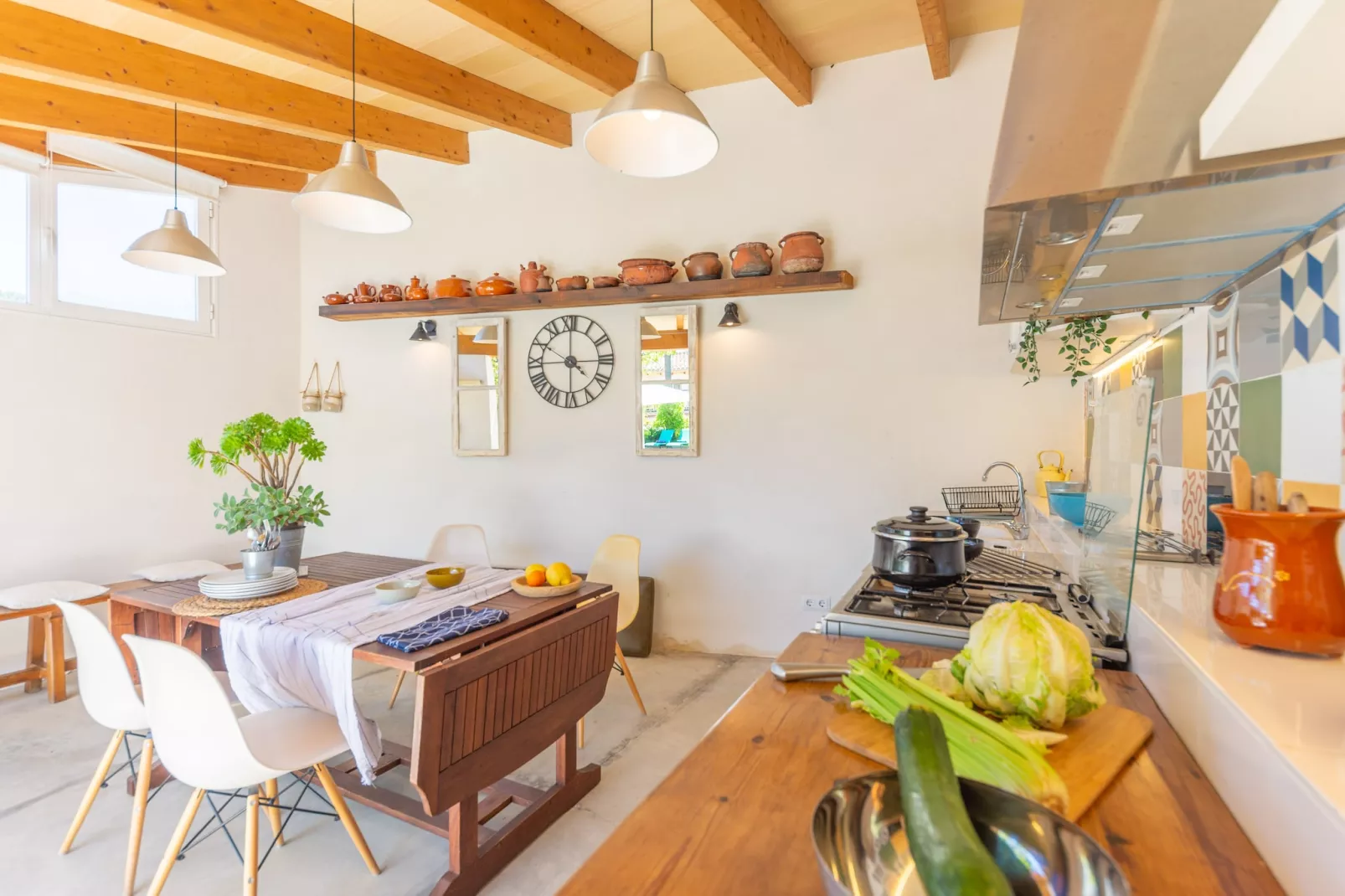 Casa Gema-Dining room