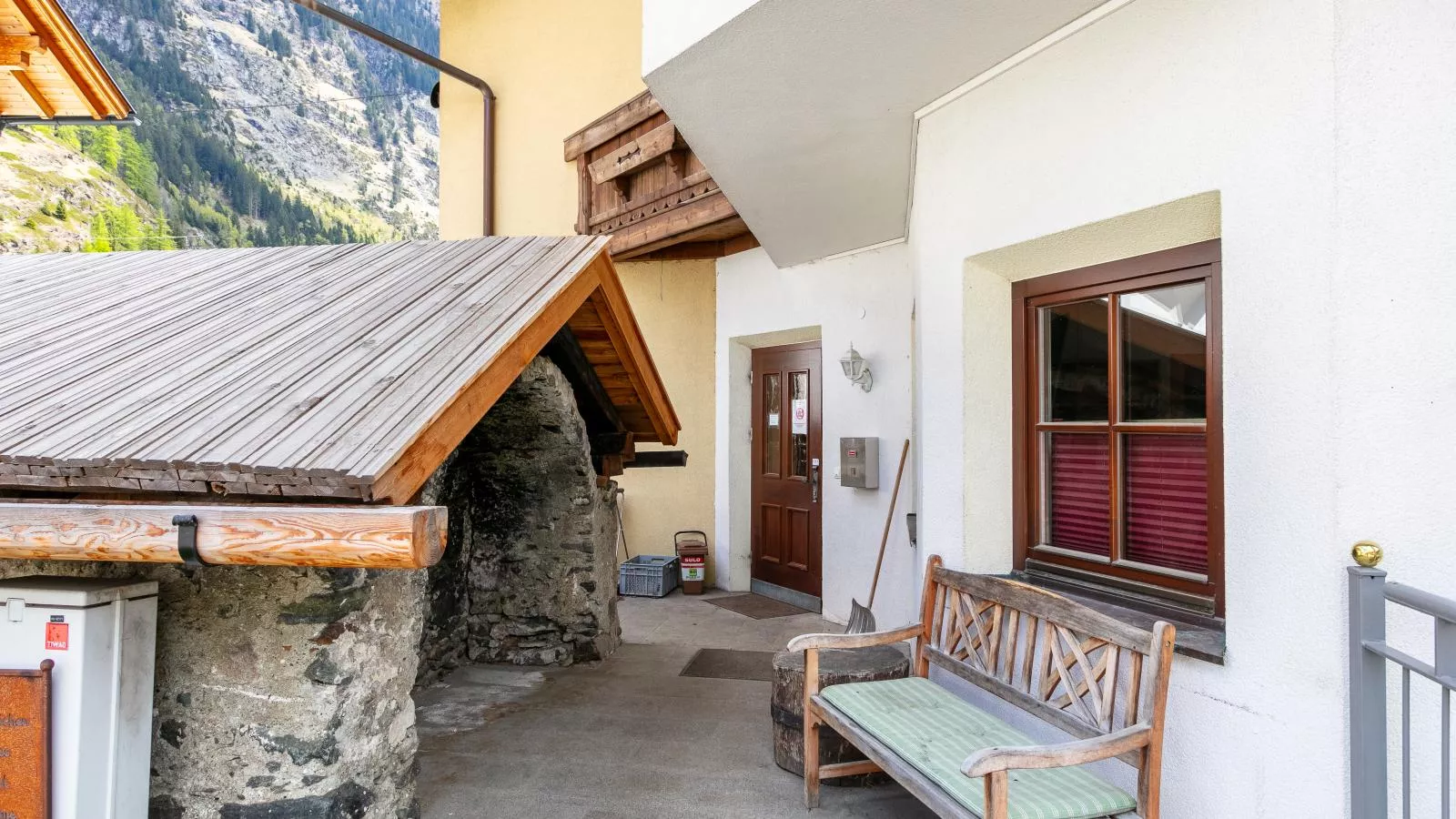 Schweizerhof Apfelrose-Exterior summer