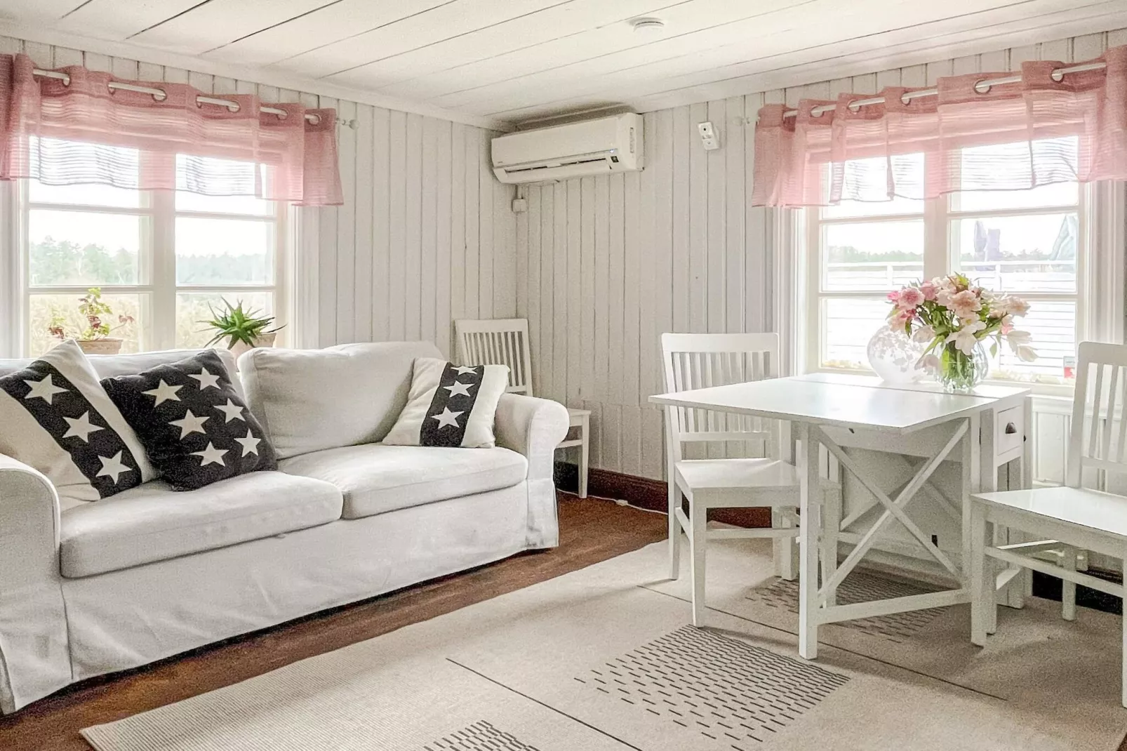 4 Sterne Ferienhaus in Märsta-Innen