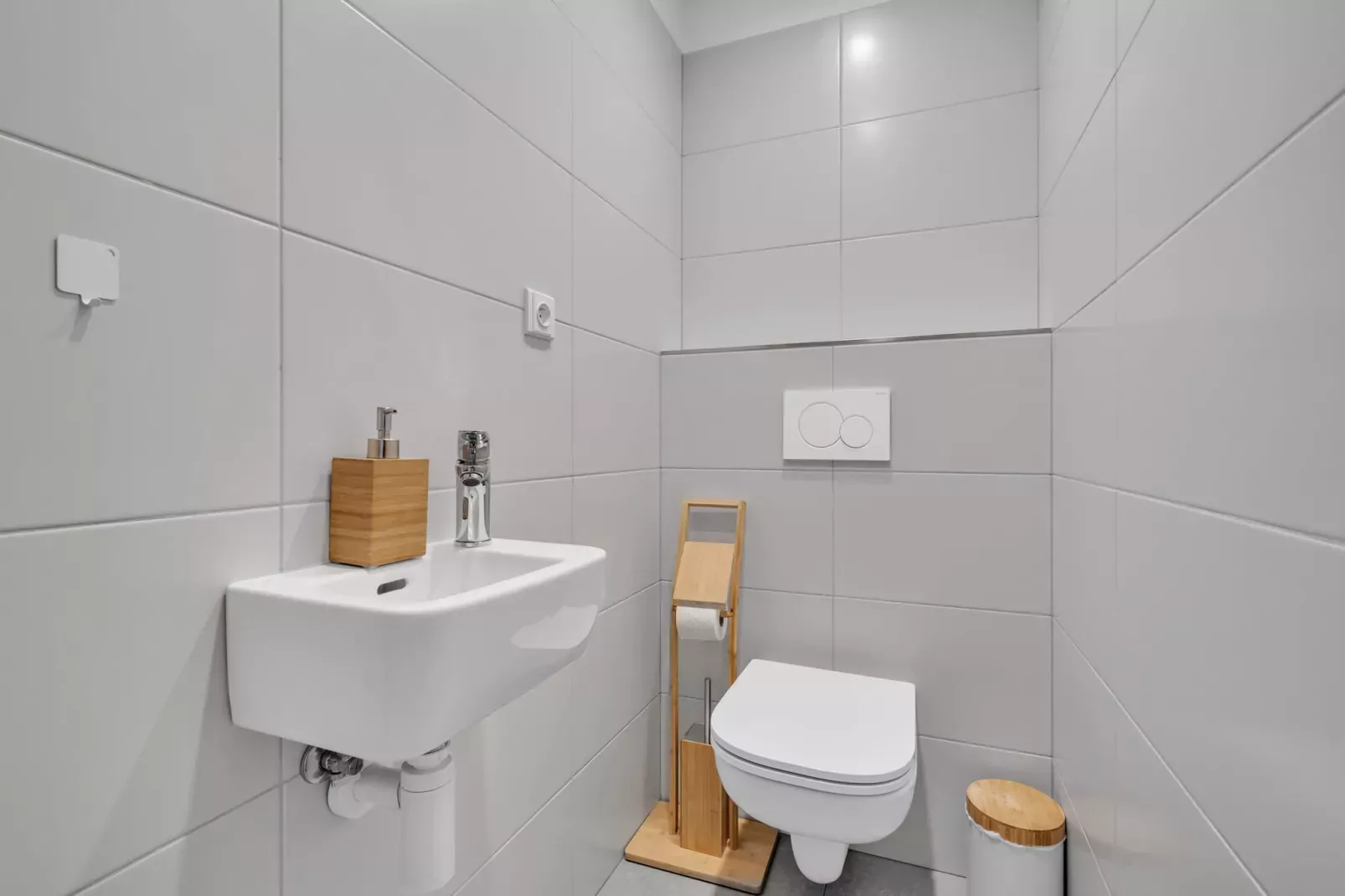 Cerny Dul KCL061-A-Bathroom
