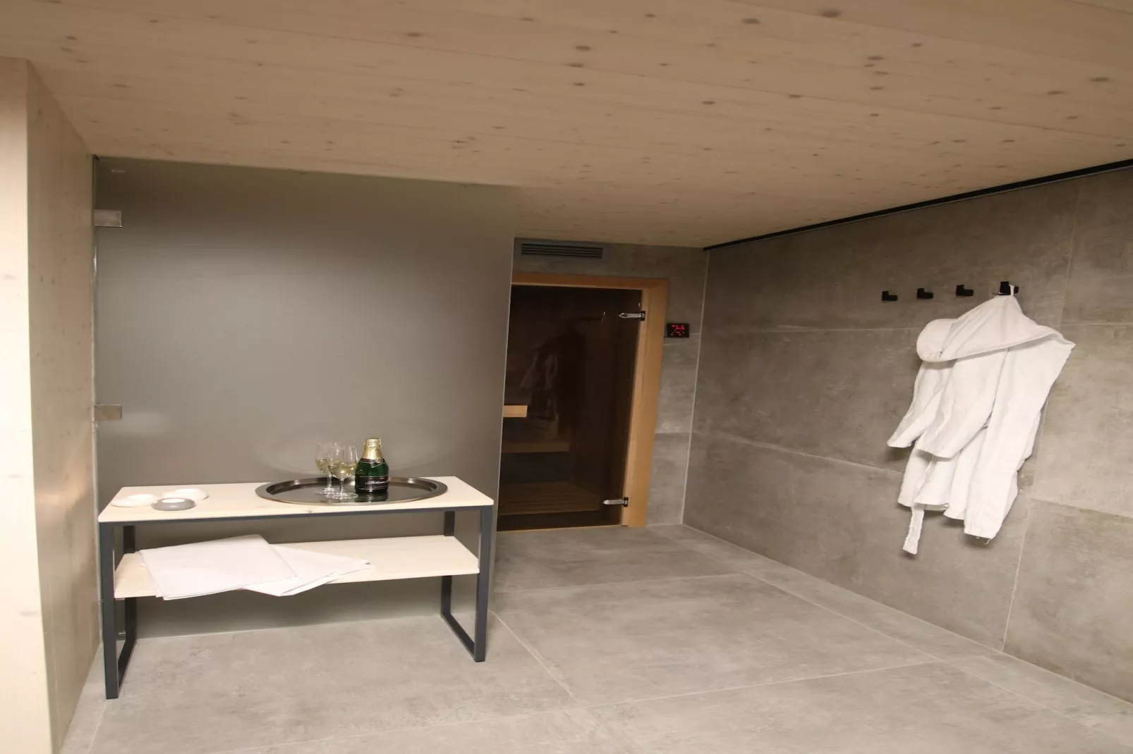 Dolni Morava ODP075-Bathroom