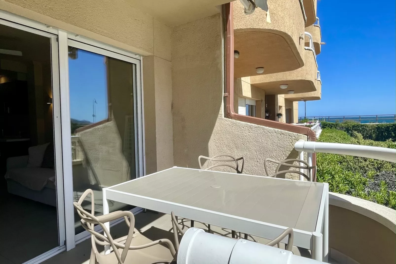 ARGONAVIS PB-A-Terrace