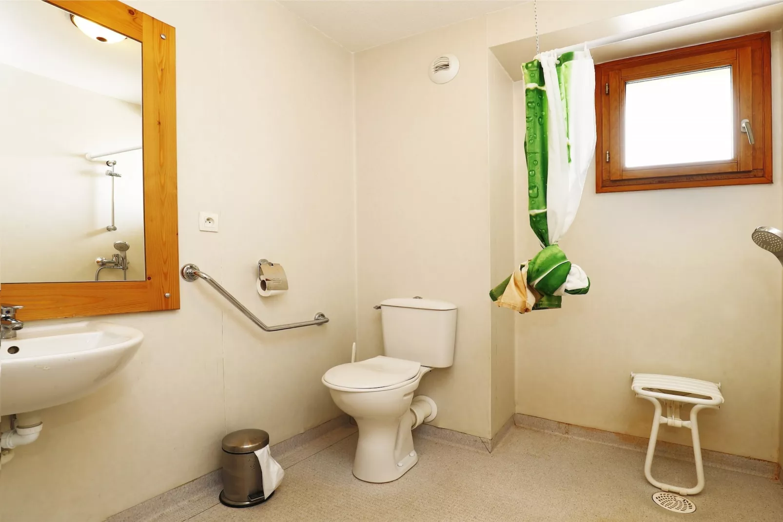 T.Bergerie A N°313 - 2P6C-Bathroom