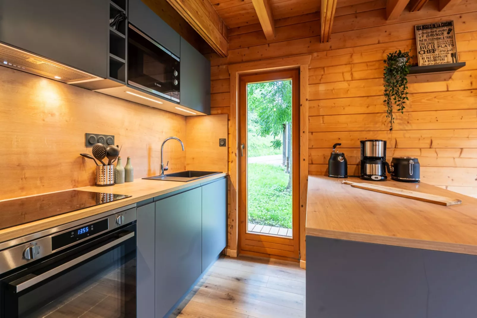 BOIS DE CHAMPELLE N°26 - 4P8-Kitchen