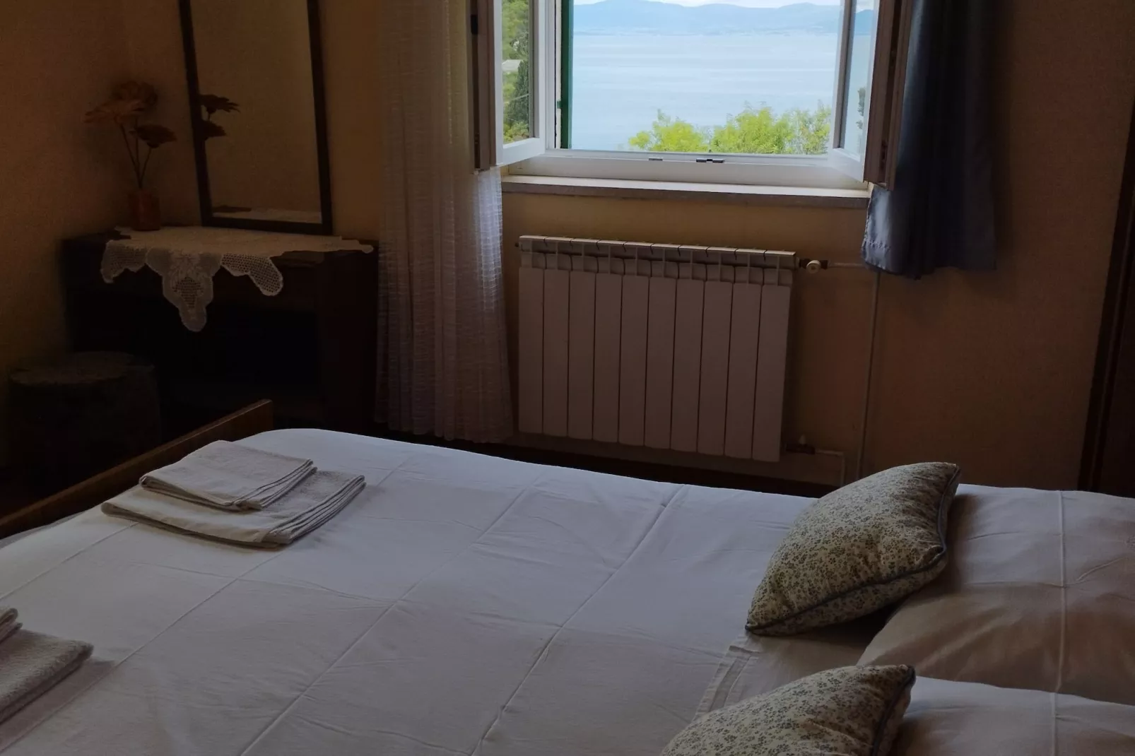 Apartments Gorana - Two Bedroom Apartment with Terrace(A1) (ST)-Bedroom