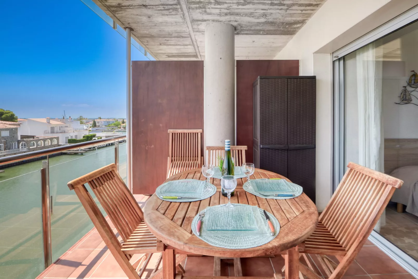MARINES GARBI  2 8 Roses-Terrace balcony