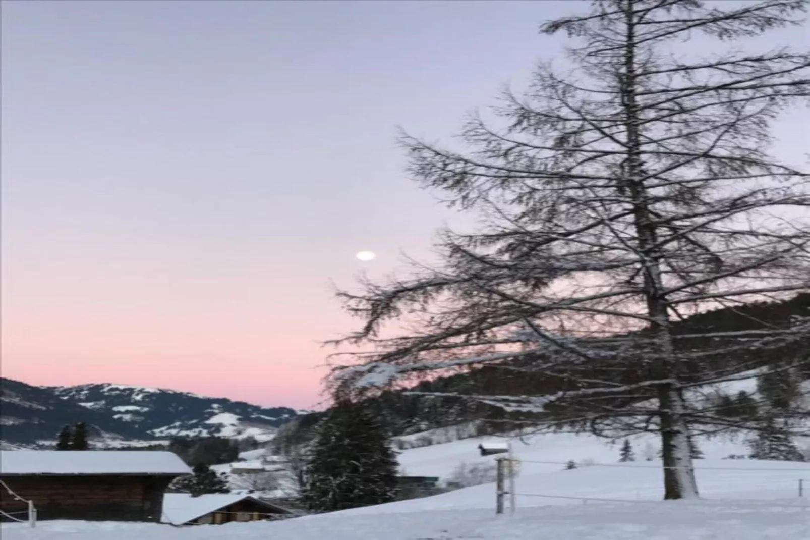 Chalet Bliss Spacious Six Bedrooms And Breathtaking Views-Areas summer 20km