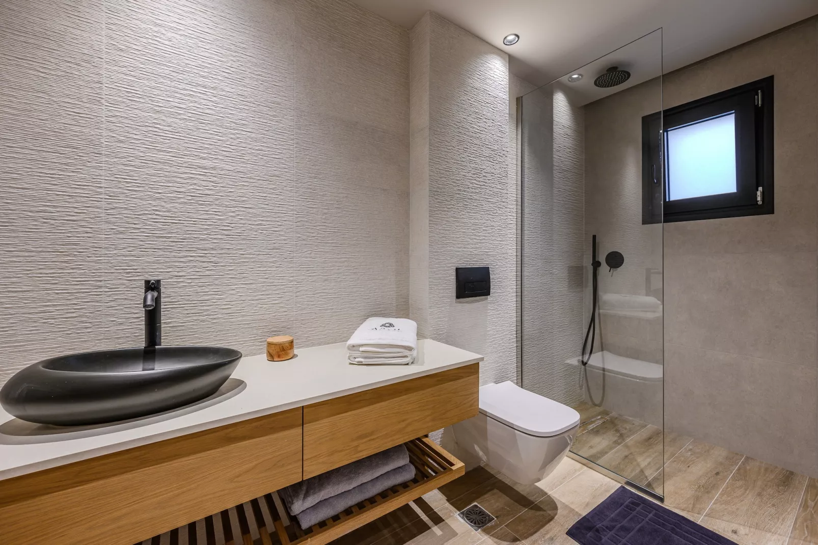 Nysa Luxury villa 2-Bathroom
