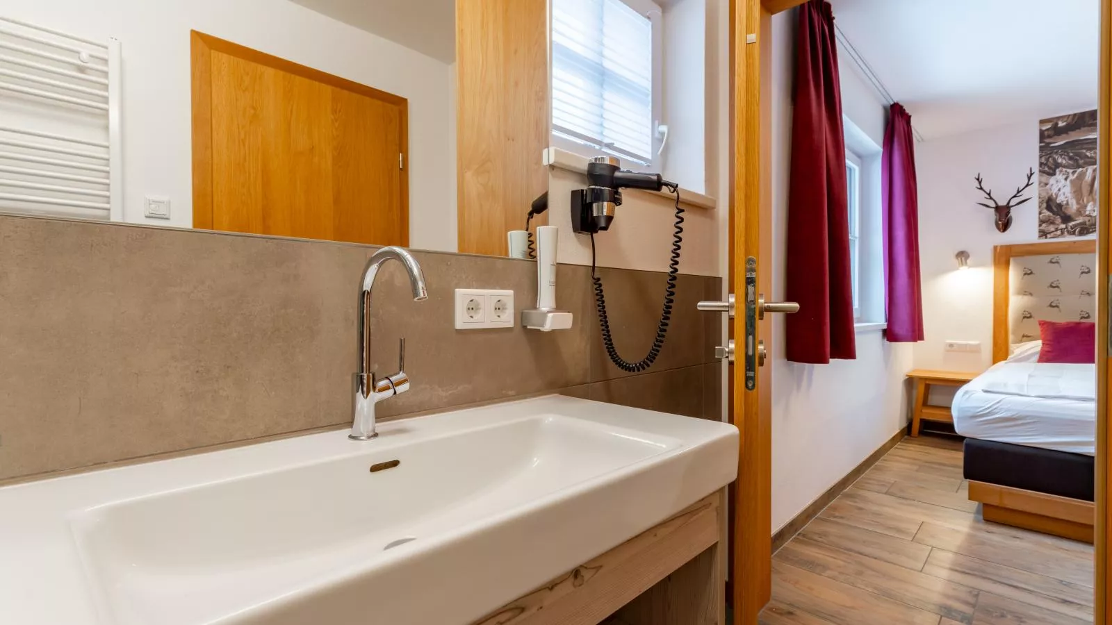 Tauern Suites Mitterwirt TOP 304-Badezimmer