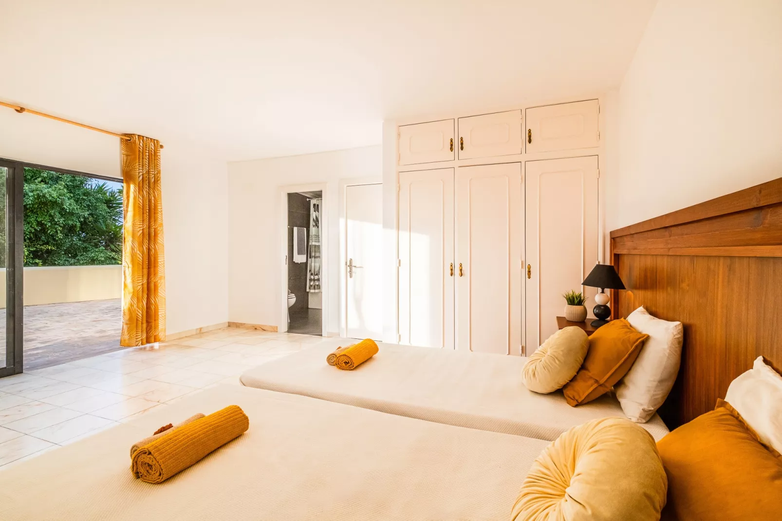 Villa Bantayan-Bedroom