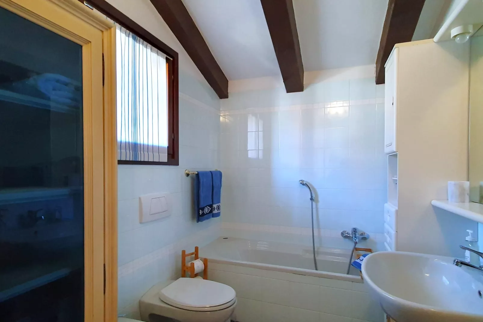 LUN - Casa Luna-Bathroom